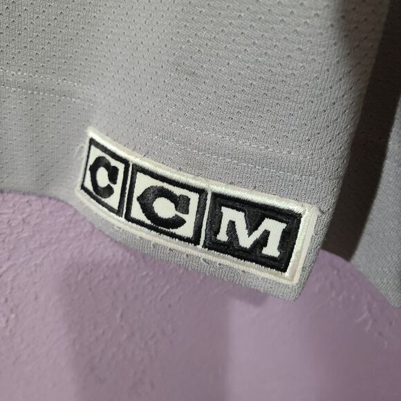 Adult L *STAINED* AVALANCHE Jersey CCM NHL Large Gray LS Center Ice CCM VTG 90s - Picture 6 of 13